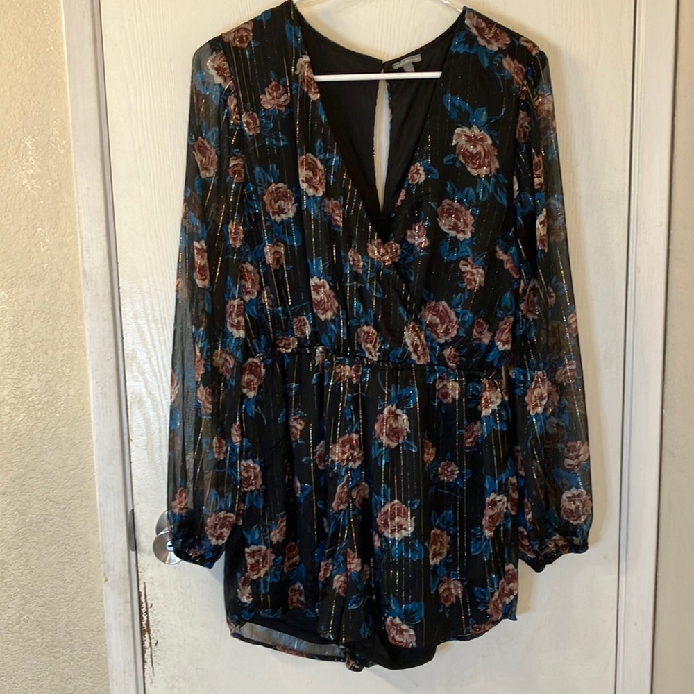 Charlotte Russe Long-sleeve Peony Print Romper, Sz. L